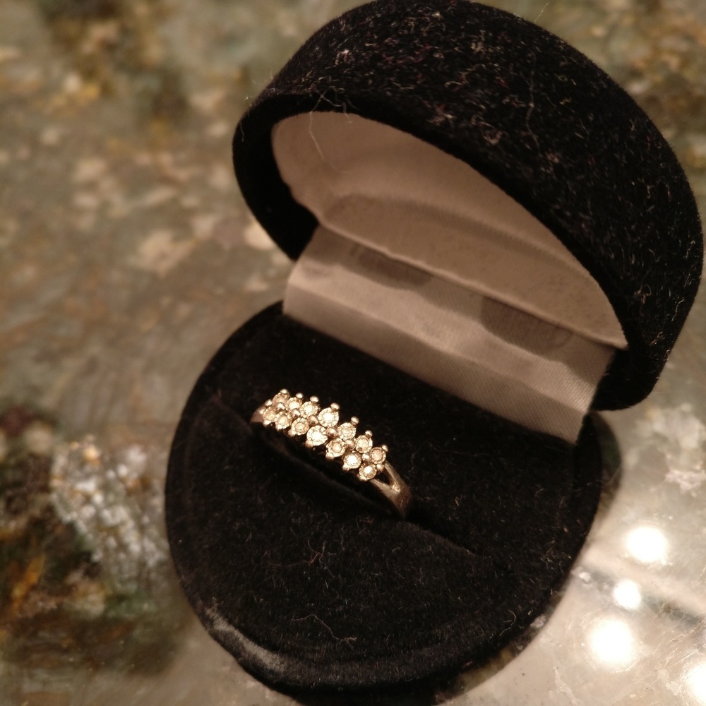 Zales Sterling Silver and Diamond Ring, Size 6